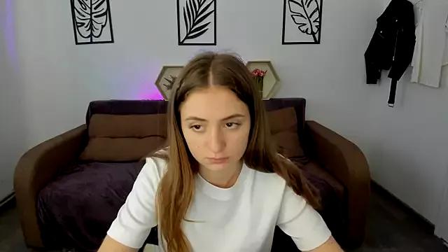Explore our live girls sluts from our Custom and Multi clubs and checkout exclusive access to highly interactive content, such as shape, hair, titties, pussy type and many more.