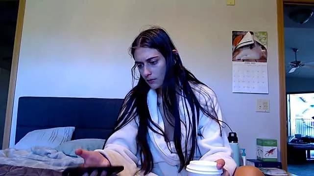 LilyLou from StripChat