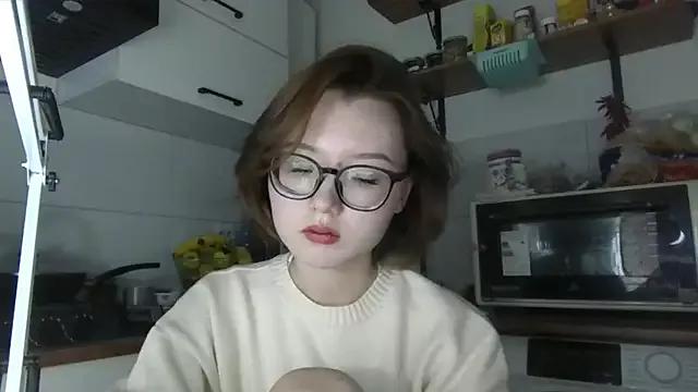 LilysTaylor from StripChat