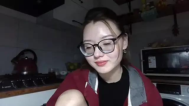 LilysTaylor from StripChat is Freechat