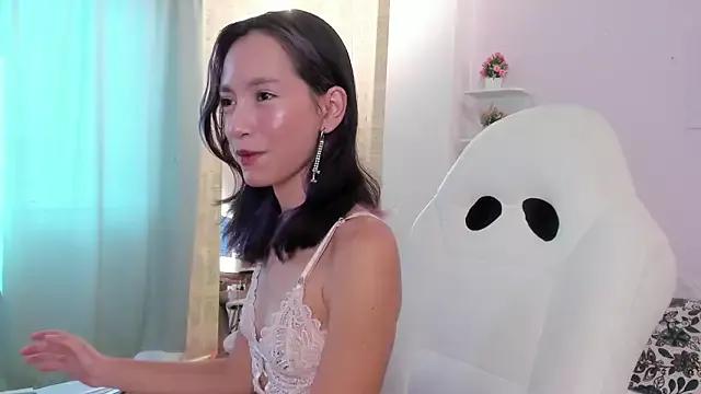 LilyThea from StripChat
