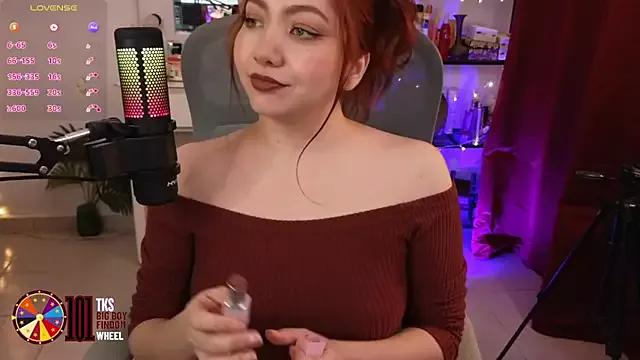 LilyVelvett from StripChat