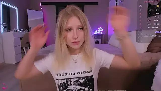 lilyvibe from StripChat