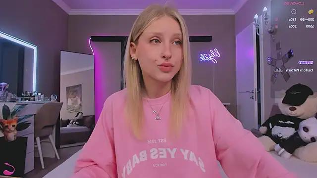 lilyvibe from StripChat