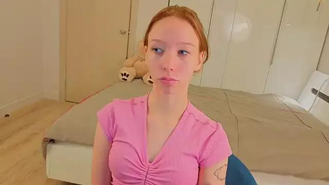 LilyVoise from StripChat is Freechat