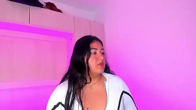 LilyWhitney from StripChat