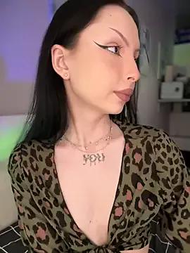Lina_Thornton from StripChat is Freechat