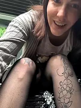 Explore our live girls sluts from our Custom and Multi clubs and checkout exclusive access to highly interactive content, such as shape, hair, titties, pussy type and many more.