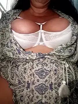 LinaLoverxs from StripChat is Freechat
