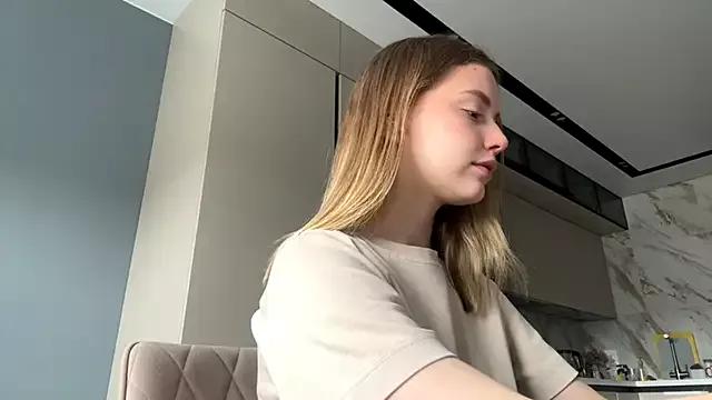 Explore our live girls sluts from our Custom and Multi clubs and checkout exclusive access to highly interactive content, such as shape, hair, titties, pussy type and many more.