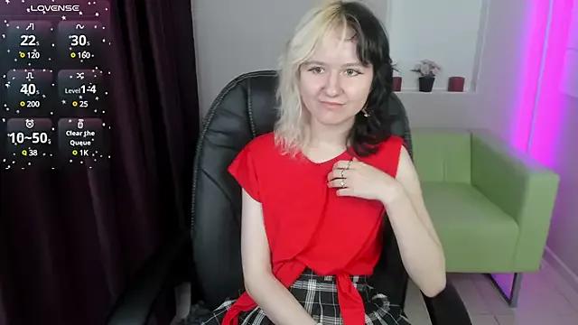 Explore our live girls sluts from our Custom and Multi clubs and checkout exclusive access to highly interactive content, such as shape, hair, titties, pussy type and many more.
