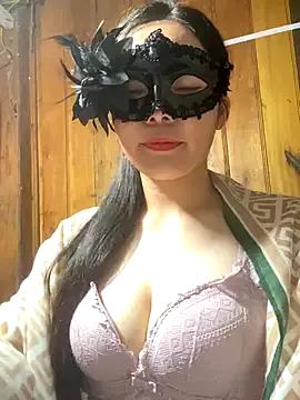 Linda288 from StripChat is Freechat