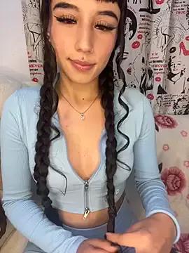 Linda_rouse from StripChat is Freechat