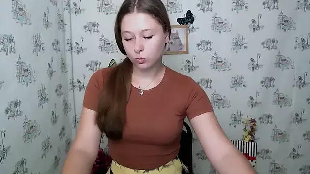 Explore our live girls sluts from our Custom and Multi clubs and checkout exclusive access to highly interactive content, such as shape, hair, titties, pussy type and many more.