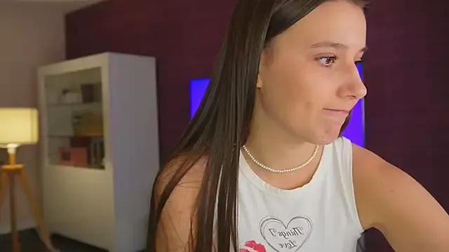 Explore our live girls sluts from our Custom and Multi clubs and checkout exclusive access to highly interactive content, such as shape, hair, titties, pussy type and many more.