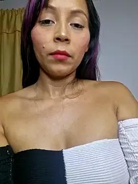 lindasexy12 from StripChat is Freechat