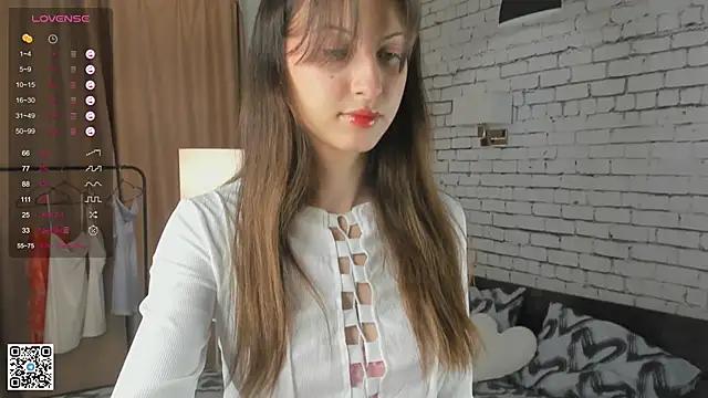 LinnCrocker from StripChat