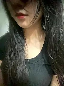 Linndaa_12 from StripChat