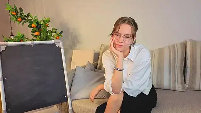 LinnGee webcams show profile image 