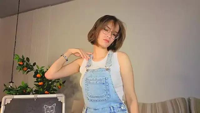 LinnGee from StripChat