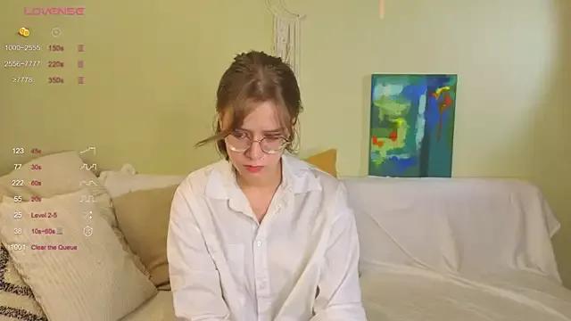 LinnGee from StripChat