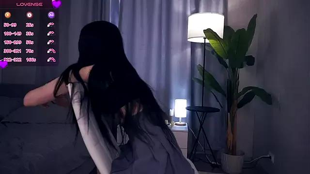 LinnHawks from StripChat