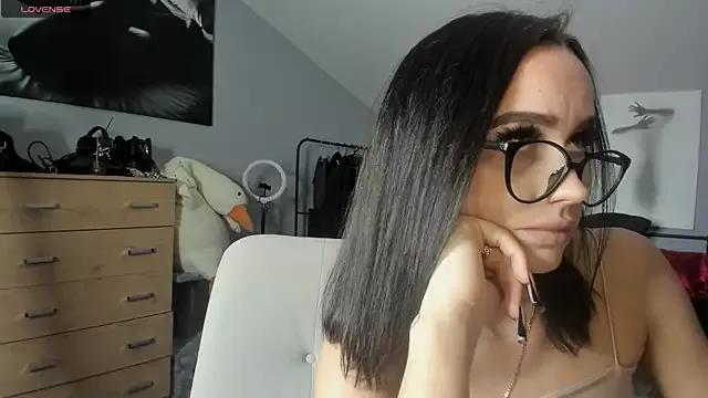 Lisa__Johnson from StripChat is Freechat