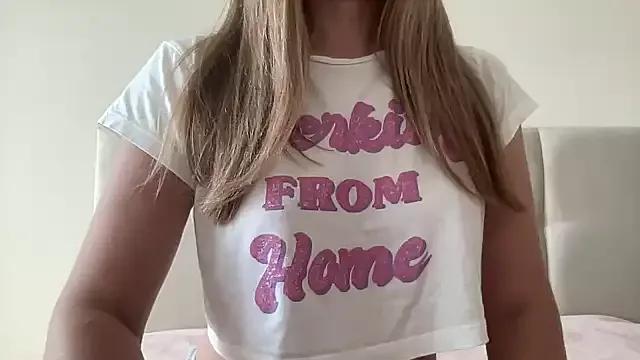 LisaFlower from StripChat is Freechat