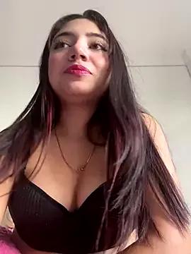 LisaGoddes from StripChat is Freechat