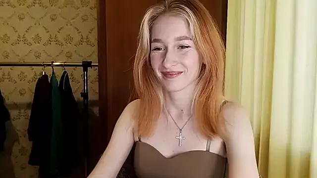 LisaKacitaa from StripChat is Freechat