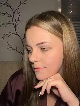 Lisaxtra from StripChat is Freechat