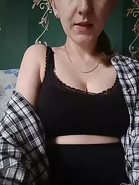 Lissa213 from StripChat is Freechat