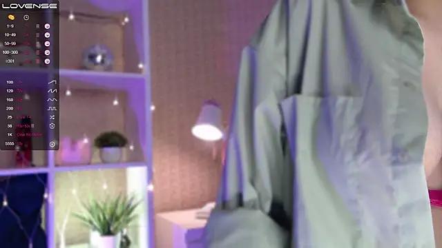 LissaLarsson_ from StripChat