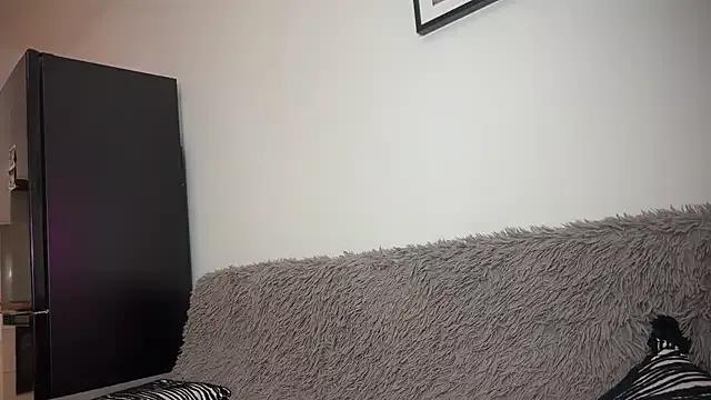 litlle_angelll from StripChat