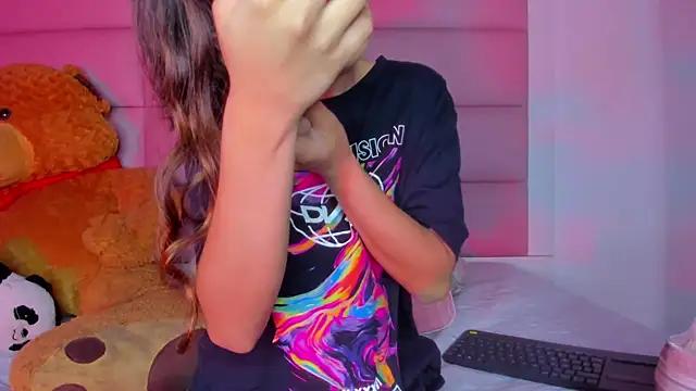 little-Emma from StripChat