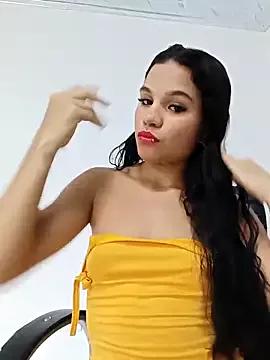 Explore our live girls sluts from our Custom and Multi clubs and checkout exclusive access to highly interactive content, such as shape, hair, titties, pussy type and many more.