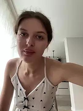 Explore our live girls sluts from our Custom and Multi clubs and checkout exclusive access to highly interactive content, such as shape, hair, titties, pussy type and many more.