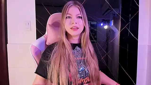 little_blode from StripChat is Freechat