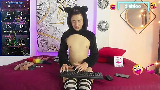 little_diabloo from StripChat