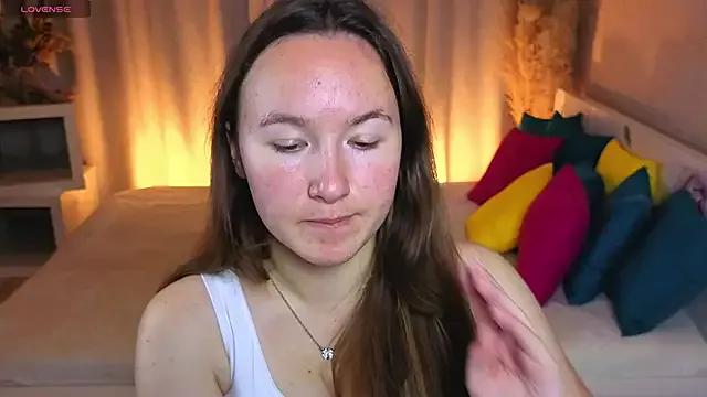 Little_doll_meow from StripChat