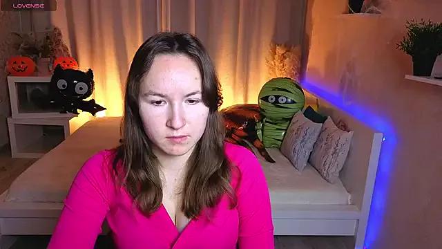 Little_doll_meow from StripChat