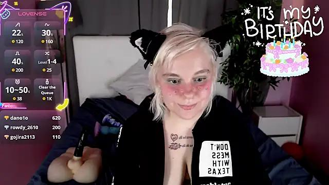 Little_Kittynya from StripChat