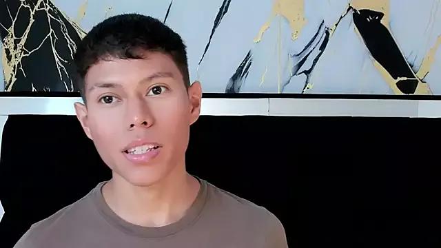 Little_liam from StripChat is Freechat