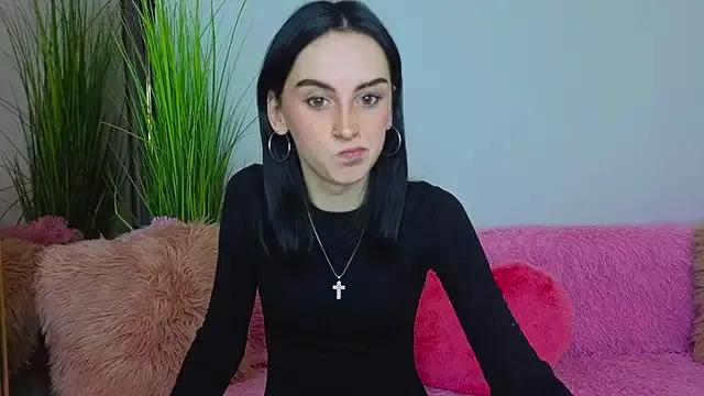 Explore our live girls sluts from our Custom and Multi clubs and checkout exclusive access to highly interactive content, such as shape, hair, titties, pussy type and many more.