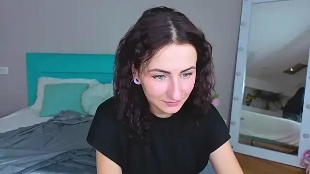 Explore our live girls sluts from our Custom and Multi clubs and checkout exclusive access to highly interactive content, such as shape, hair, titties, pussy type and many more.