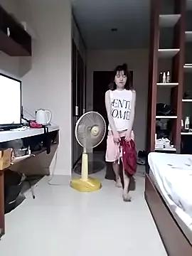 Little_suzy5 from StripChat