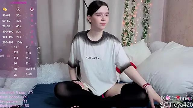little_Teya from StripChat
