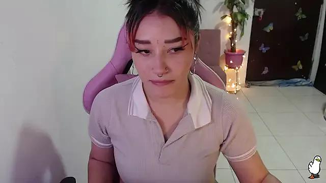 littleangel1_m from StripChat