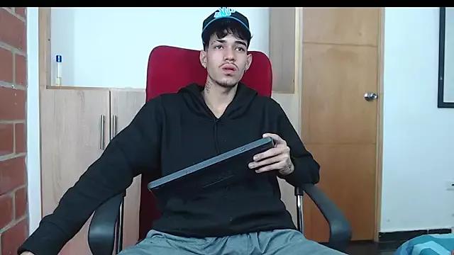 littledemon777 from StripChat