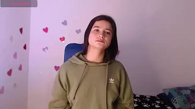 littleemma_77 from StripChat